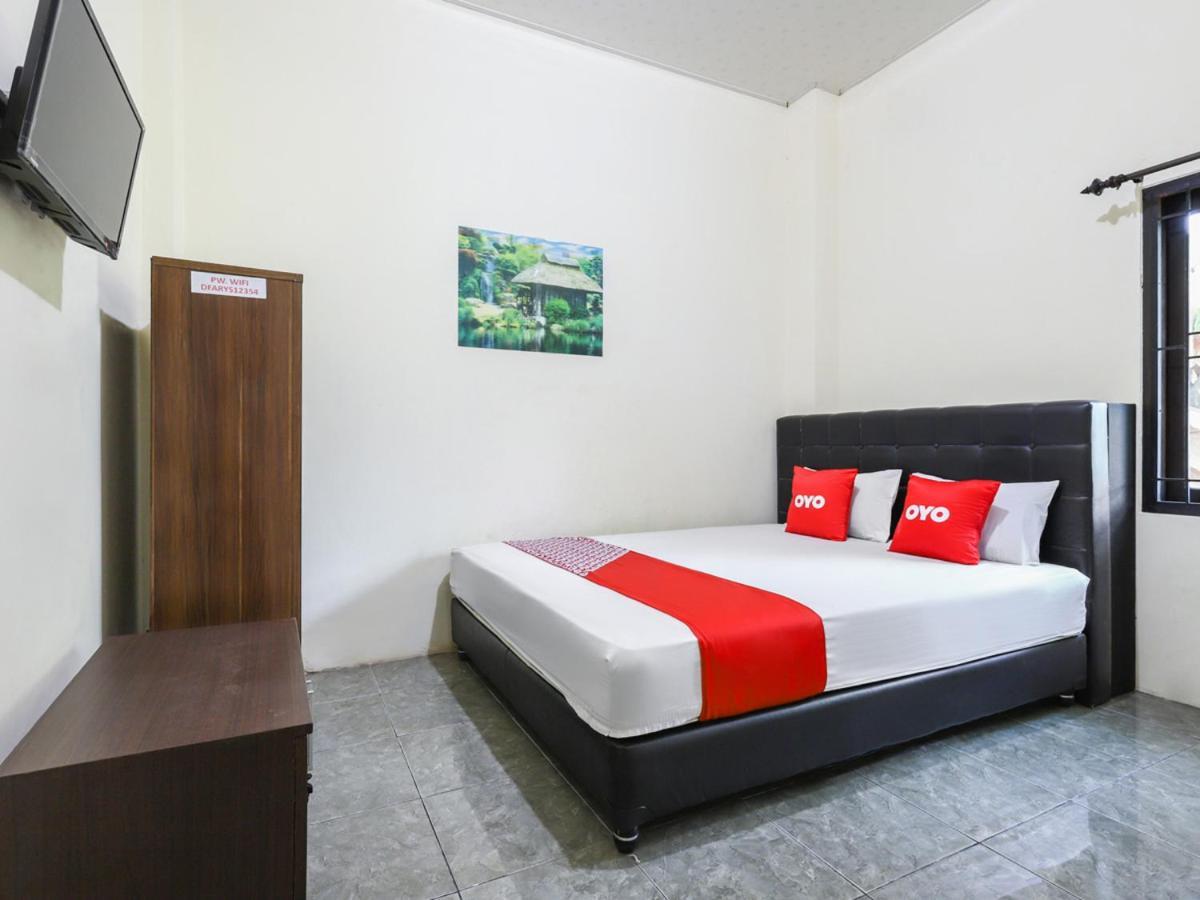 OYO 3830 Dfarys Gh Syariah Hotel Balikpapan  Bagian luar foto