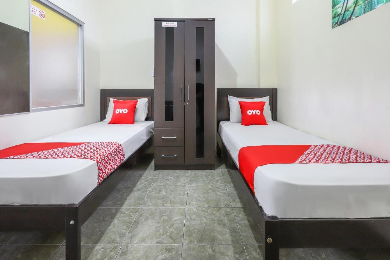 OYO 3830 Dfarys Gh Syariah Hotel Balikpapan  Bagian luar foto